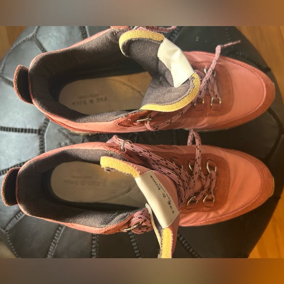 - NWT rag & bone Pink Retro Hiker Sneaker - used - Picture 5 of 9